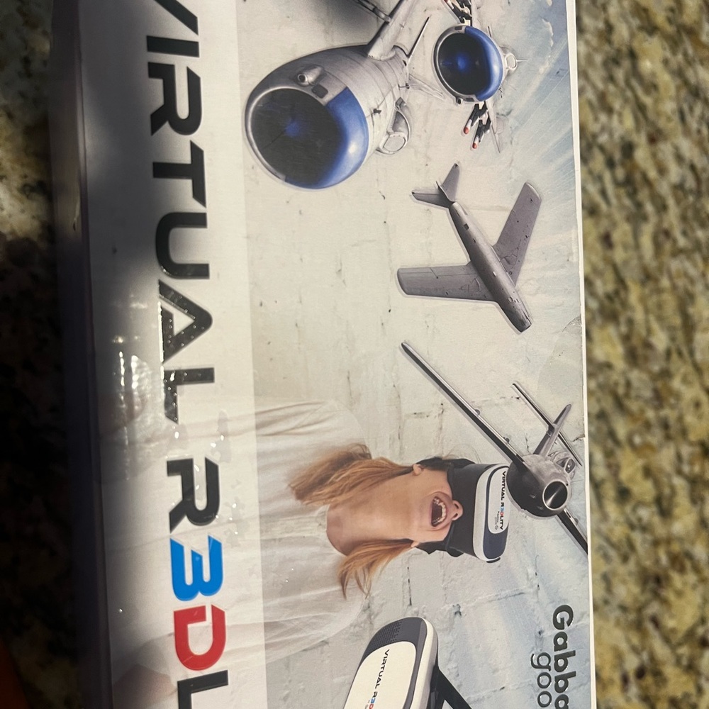 Virtual Redlity Headset - Picture 4 of 5